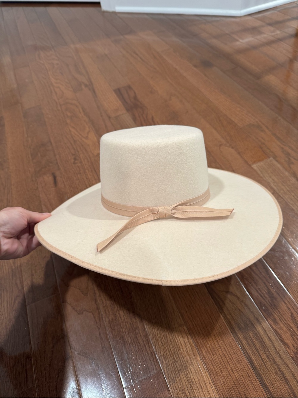 NEW UNWORN Lack Of Color Wide Brim Cream Felt Hat - Picture 3 of 8